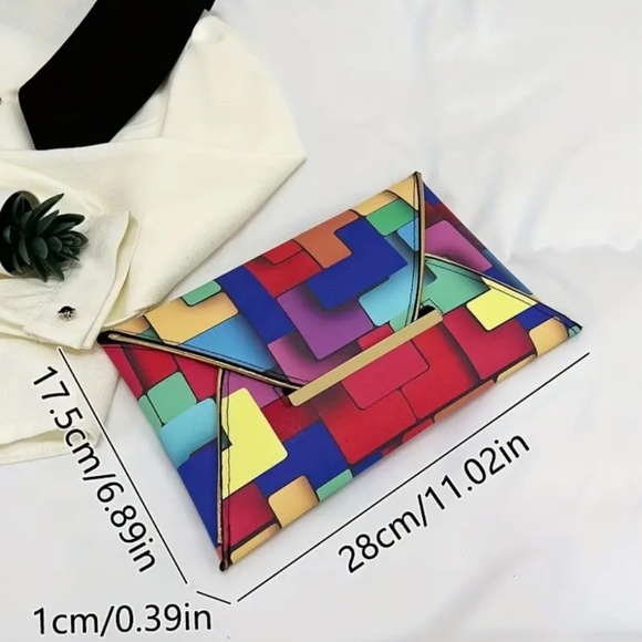 Beautiful Clutch Handbag Multi-Colored- Brand New - Picture 4 of 5